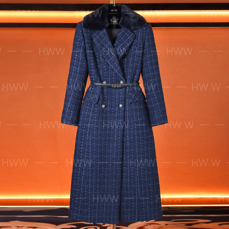 HWW白鹅绒冬季轻奢气质时尚经典设计师收腰显瘦羽绒服DHZFF405977