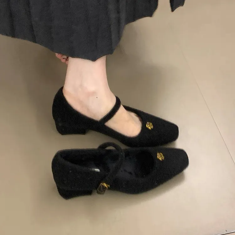 方头粗跟毛毛鞋女外穿秋冬新款温柔仙女玛丽珍单鞋法式晚晚高跟鞋