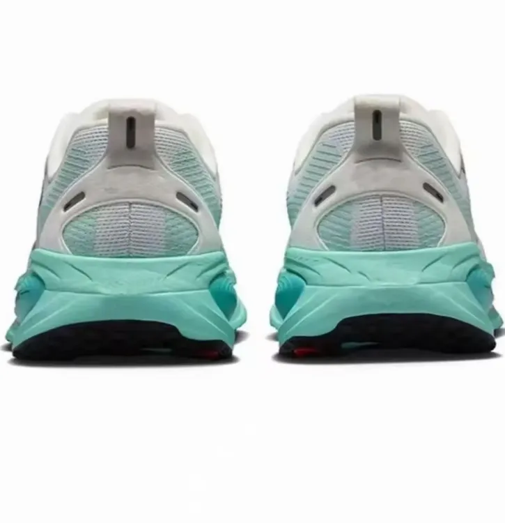 【现货】断码清仓运动情侣同款男女同穿轻便透气舒适防滑耐磨在仓鞋