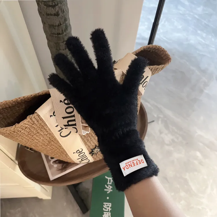 德芬妲秋冬新款软糯仿兔毛绒手套女冬季保暖长腕加厚五指手套