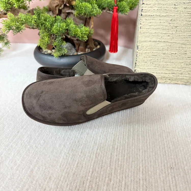 麂皮绒翻毛布仆绣艺老北京布鞋手工加厚底男女同款鞋子男款