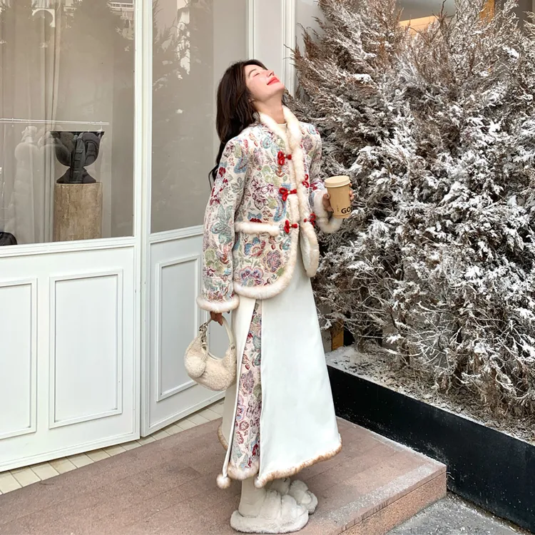新中式国风提花毛绒套装裙2025冬季新款复古优雅气质千金风两件套