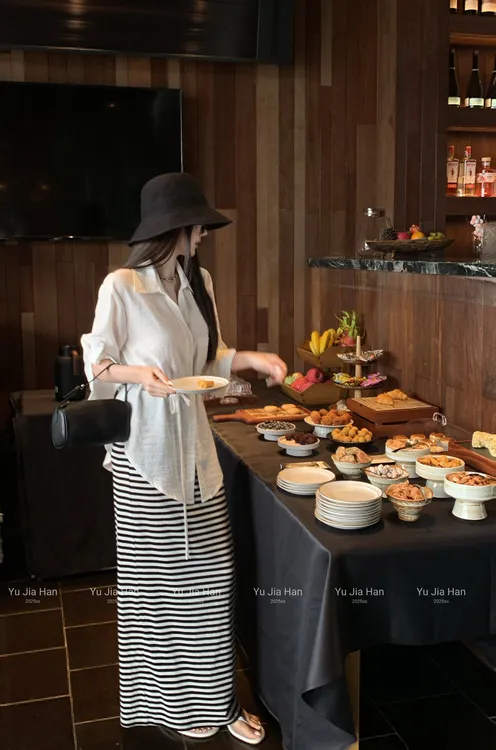 百搭简约老钱风衬衫女防晒外套条纹半身裙两件套6939