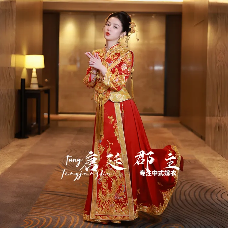 2025新款金色龙凤褂婚服中式嫁衣新娘结婚秀禾服显瘦刺绣原创礼服