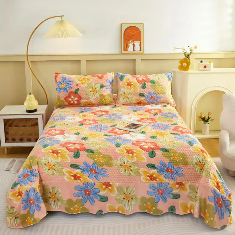 2025爆款牛奶绒床盖三件套亲肤双面棉可机洗水洗四季花边双面床盖