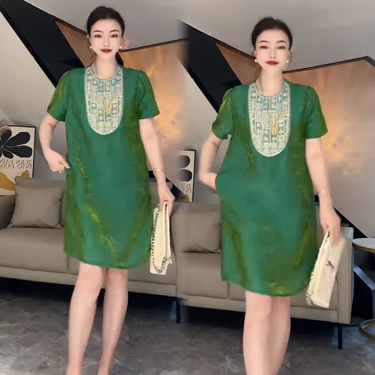 2025夏季新款时尚显瘦气质网红高档洋气女高级百搭宽松大码连衣裙