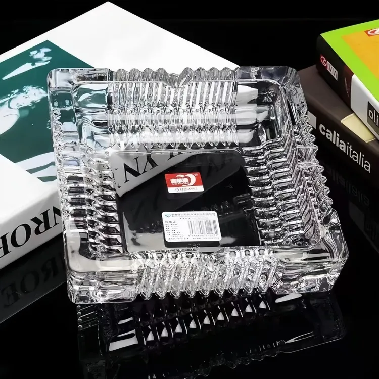 批发创意玻璃烟灰缸加厚通透方形圆形水晶家用商用KTV办公室烟缸