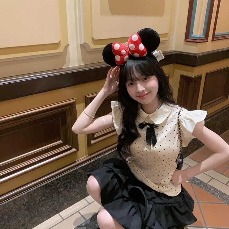 春夏季温柔风气质飞飞袖收腰蝴蝶结上衣+高腰显瘦蛋糕裙两件套潮