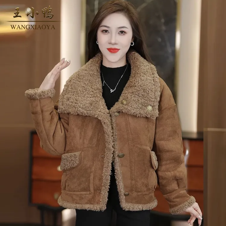 王小鸭休闲保暖外套女2025冬季新款气质优雅高级感中年妈妈装棉衣