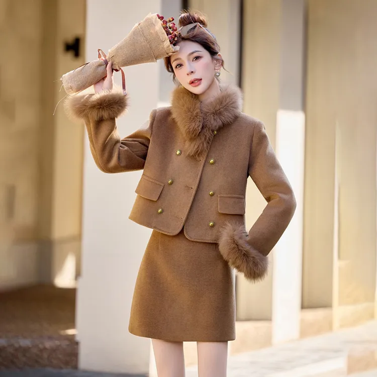 名媛小香风羽绒套装裙女2025冬新款设计感轻奢气质减龄加厚两件套