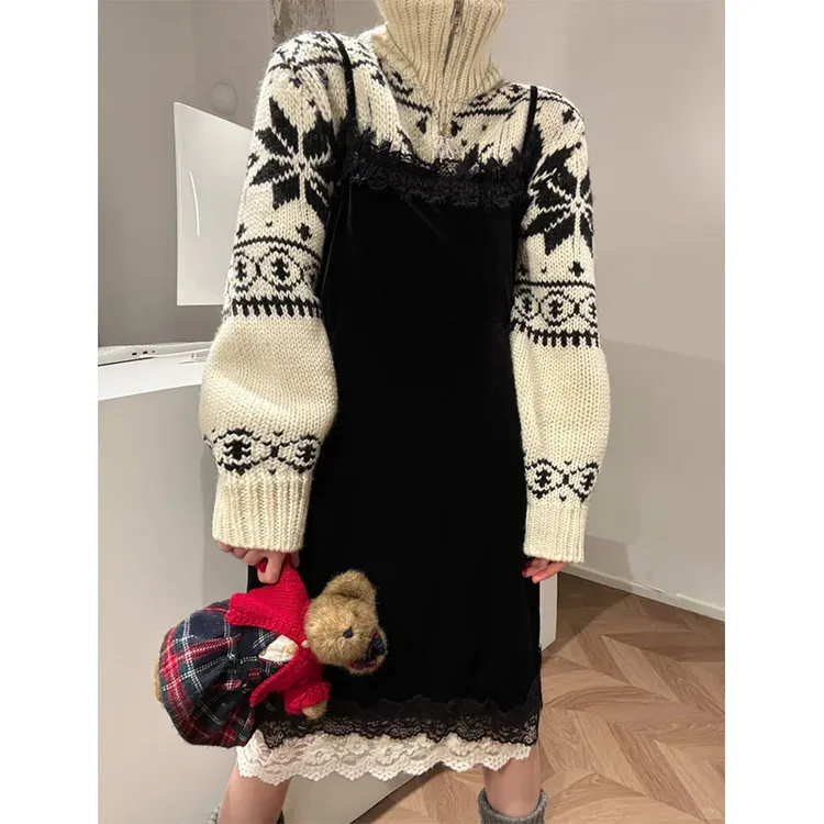 2025韩系设计感修身显瘦百搭时尚蕾丝内搭宽松毛衣气质吊带裙套装