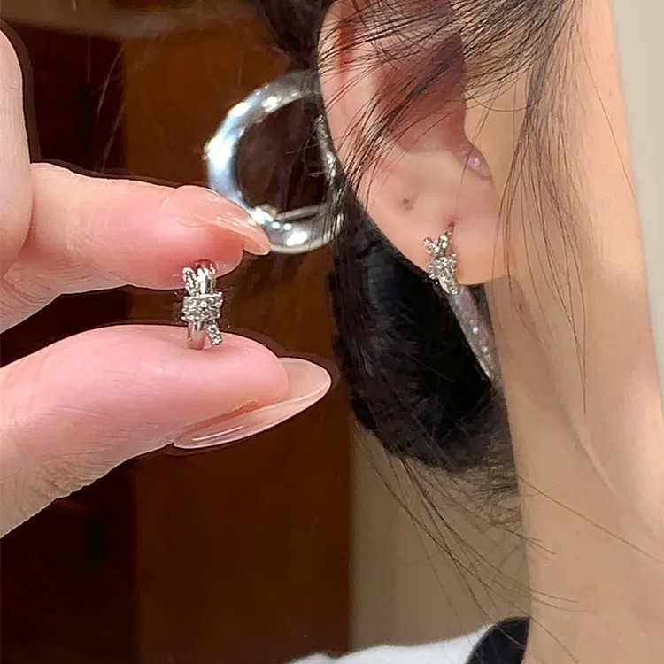 铜合金锆石耳饰 EH400爆闪锆石打结耳环女轻奢小众耳饰法式耳钉女