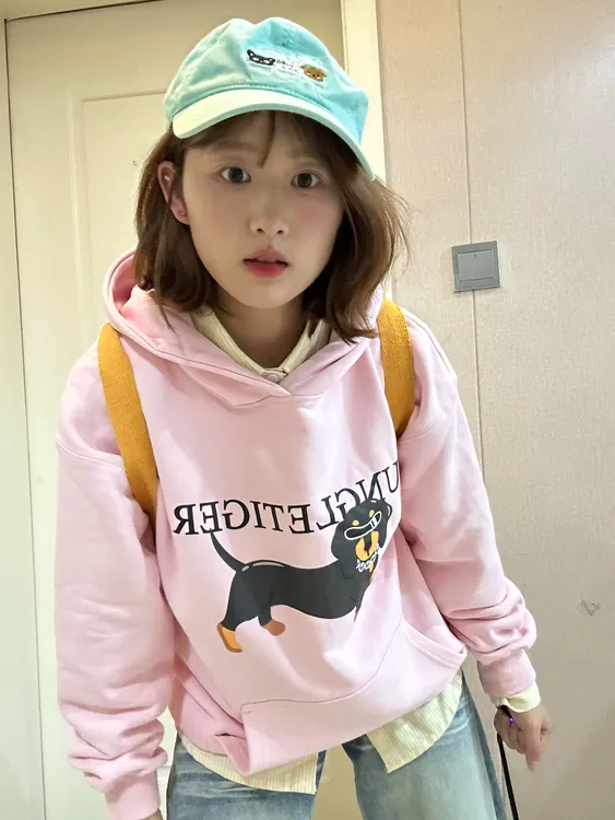 腊肠狗印花粉色连帽卫衣女2025新款学院风韩系宽松甜美上衣外套秋