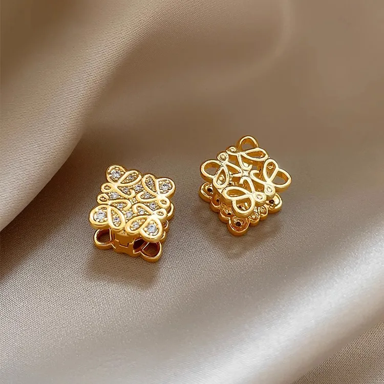 铜合金耳饰 镂空几何镶钻耳钉女2025新款爆款金色耳环高级感耳饰 