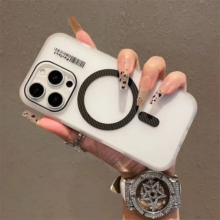 简约磨砂半透磁吸适用iPhone16promax苹果15手机壳14新款13防摔12