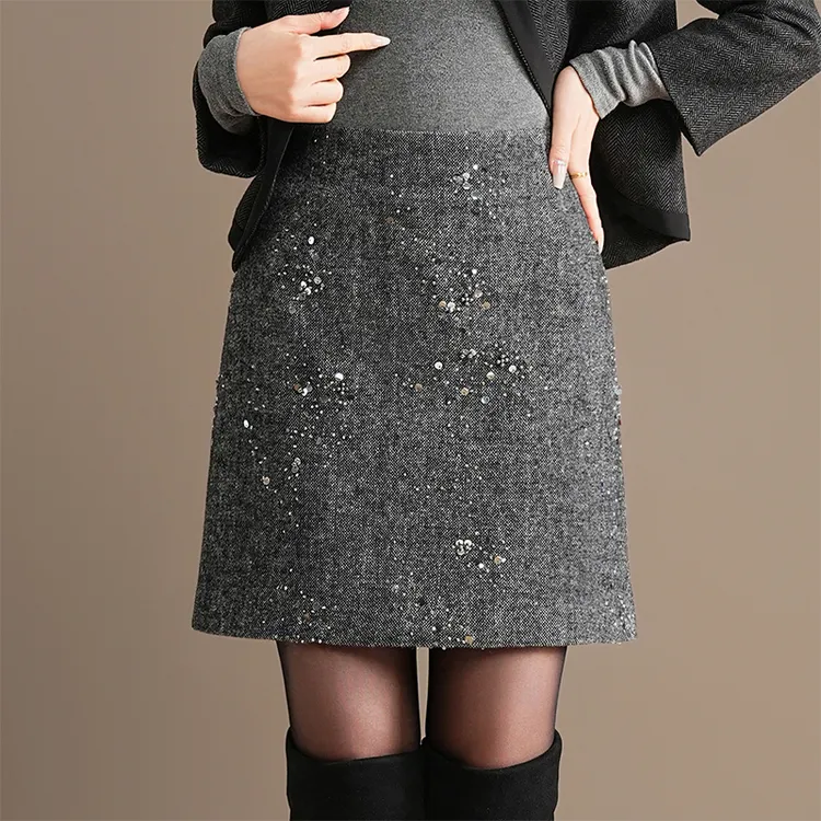 重工镶钻小香风亮片半身裙女2025秋冬新款高腰显瘦气质短裙包臀裙