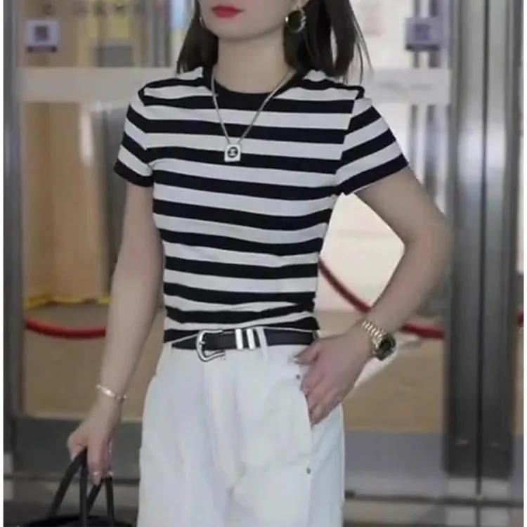 黑白条纹正肩短袖t恤女装夏季2025新款时尚紧身修身显瘦短款上衣