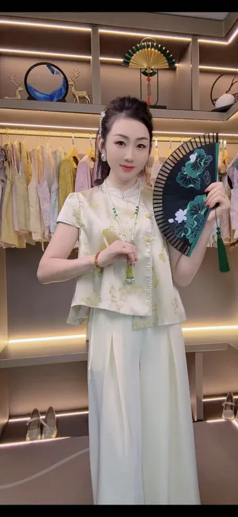 【慧姐专属】夏季短袖新中式串珠提花缎小衫洋气减龄