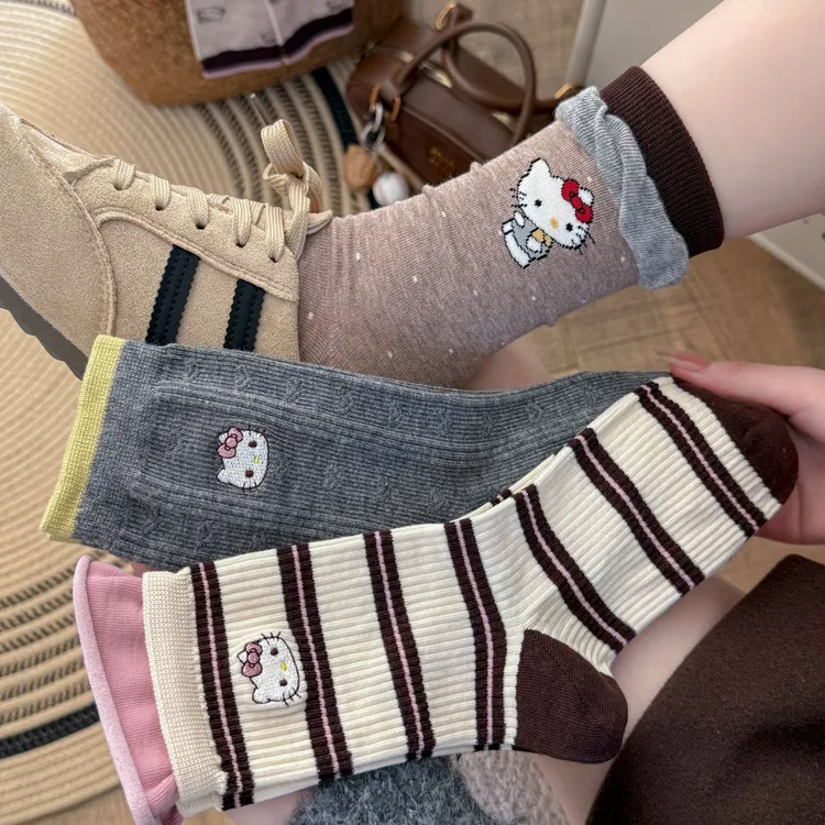 kt猫学院风秋冬款中筒秋季条纹女中筒袜透气少女风堆堆袜子