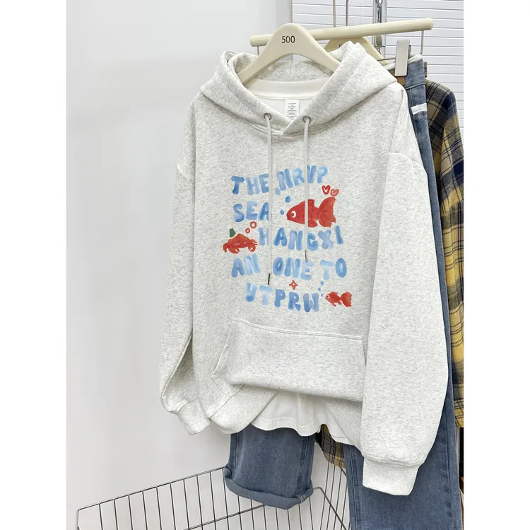 2025新款韩版时尚洋气金鱼字母印花大码连帽卫衣女秋冬季套头上衣