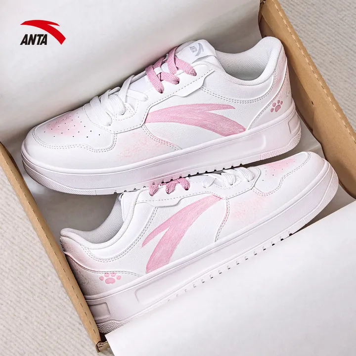 安踏女鞋定制板鞋2025冬季新款爆款涂鸦低帮百搭学生ins休闲鞋子