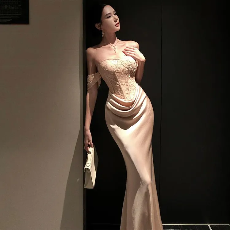 法式高级性感鱼骨抹胸连衣裙女夏季缎面纯欲鱼尾长裙修身包臀裙子