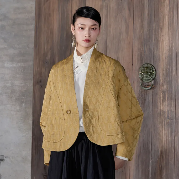 界内界外复古休闲设计感茧型格纹加厚宽松新中式短款外套J52D2120