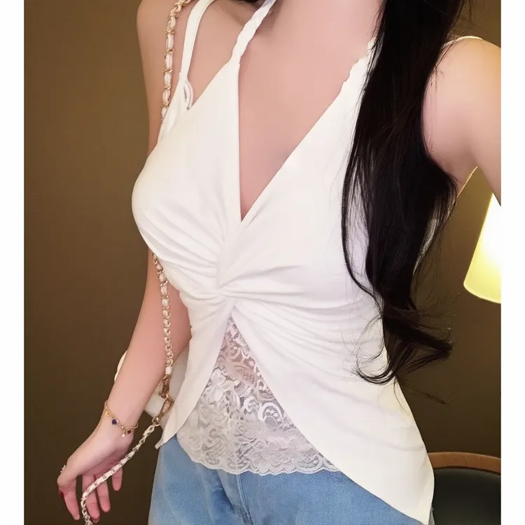 设计感蕾丝挂脖吊带背心女美背V领自带胸垫修身百搭上衣