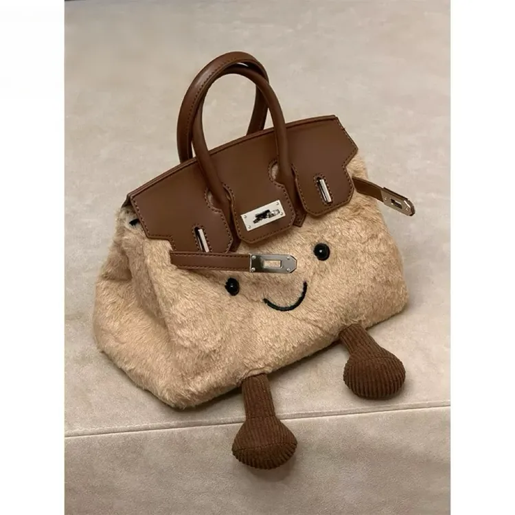 原创小众设计jelly风玩偶包敲可爱毛绒铂金包bk小精灵单肩手提包