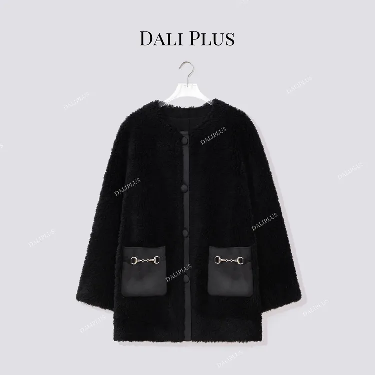 DALI PLUS马衔扣加厚羊毛无领外套”富贵加持气质范外套-D5SZ8200