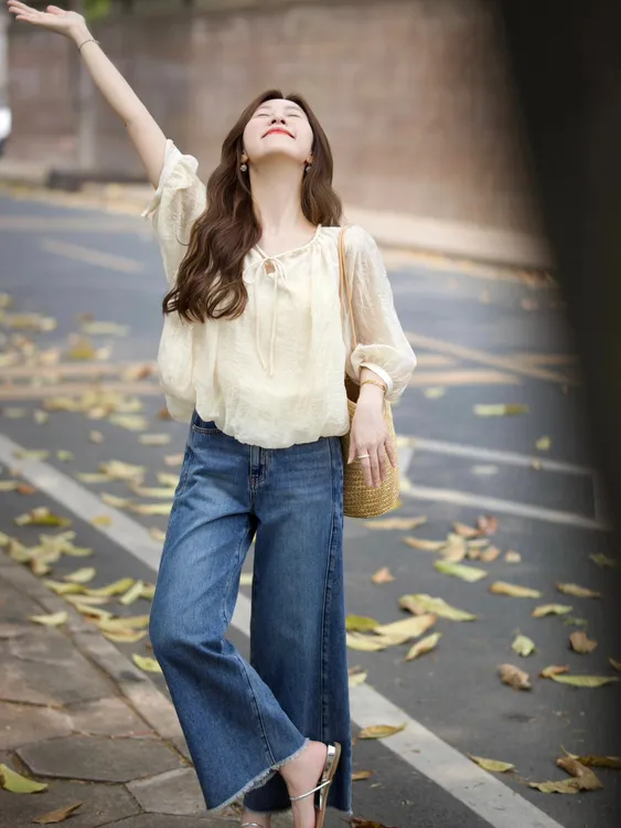 2025夏季新款法式高级感泡泡袖衬衫复古显瘦阔腿裤时尚减龄两件套