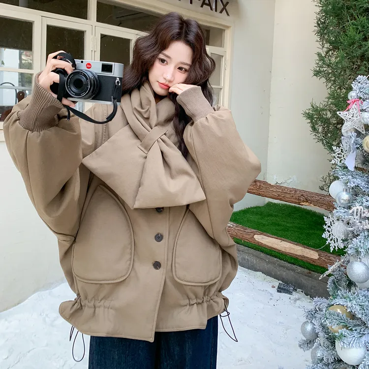 时尚围巾羽绒服女短款2025年冬季新款设计感90白鸭绒保暖宽松外套