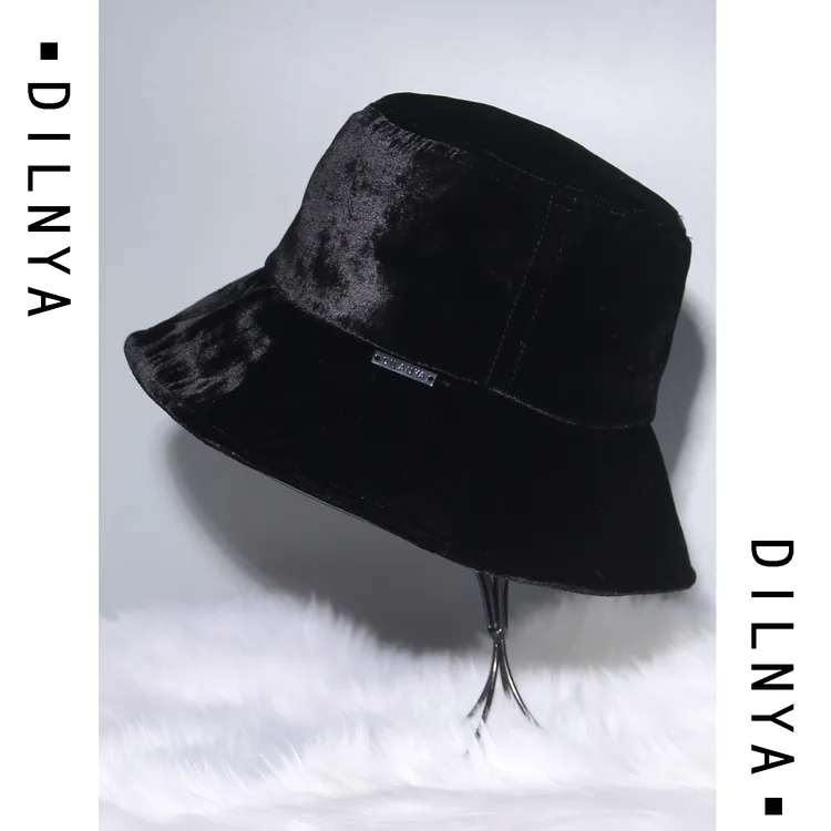 DILANYA/迪兰娅桑蚕丝渔夫帽黑色丝绒宽檐帽子时尚简约百搭盆帽