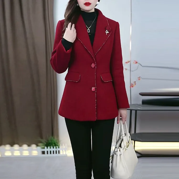 海岛绒夹棉加厚保暖短款外套女2025冬季新款时尚显瘦小个子上衣