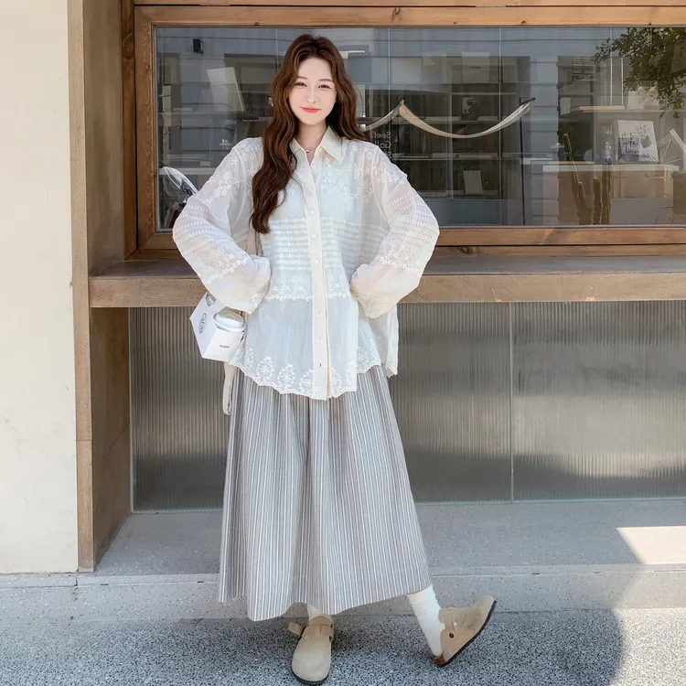 韩系文艺减龄休闲套装女2025秋季慵懒松弛感衬衫条纹半身裙两件套