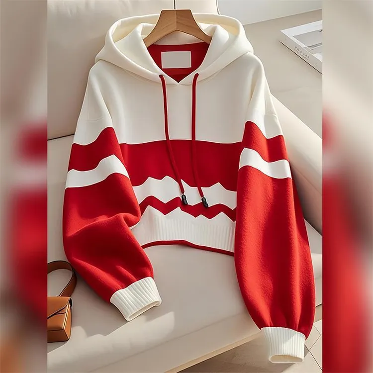 春秋红白撞色连帽针织宽松毛衣2025新款女士宽松慵懒套头上衣爆款
