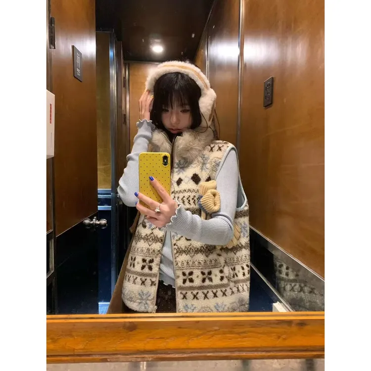 韩系慵懒费尔岛毛领马甲外套+木耳边修身内搭外穿女  82141