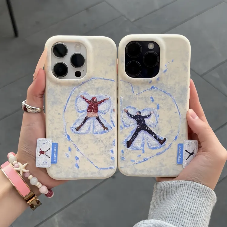 雪地情侣男孩女孩标签适用iPhone17/16手机壳苹果华为vivoppo小米