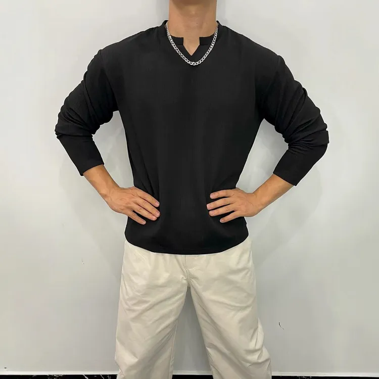 肌理感V领长袖T恤秋季痞帅慵懒风男装免烫不起球打底宽松大码上衣