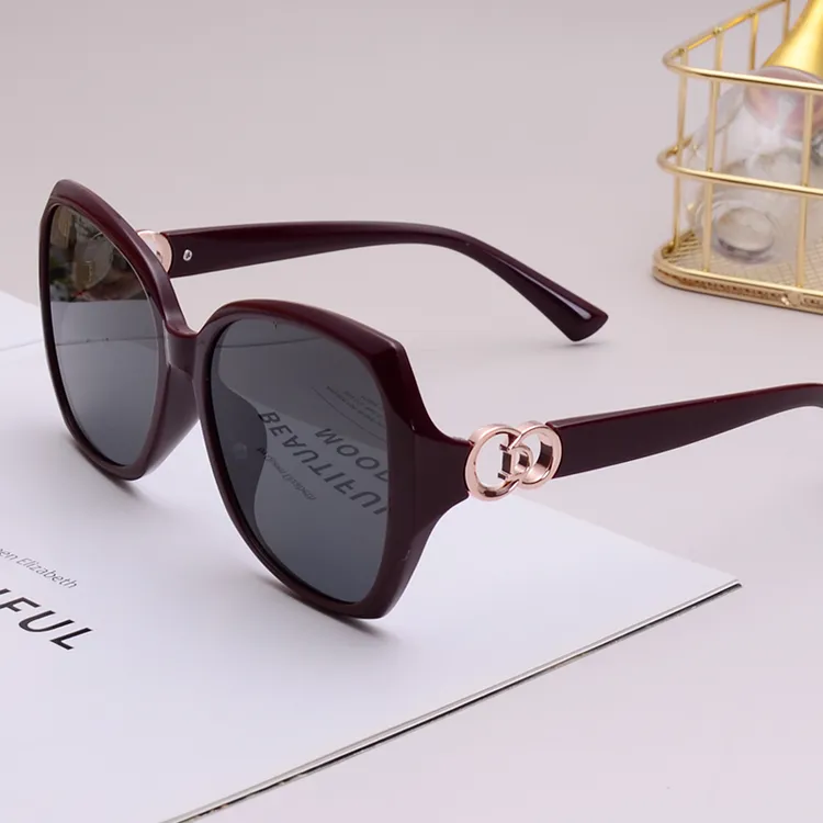 红色墨镜女潮复古尼龙偏光太阳镜女款高级网红街拍高清开车眼镜