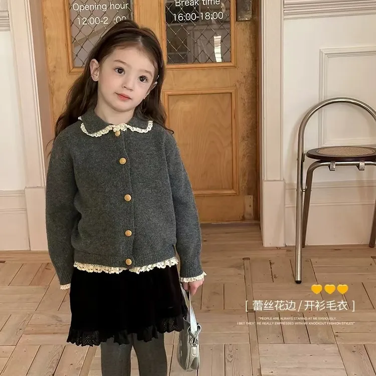 女童韩版甜美拼接蕾丝花边毛衣春秋新款儿童洋气宝宝女童秋装