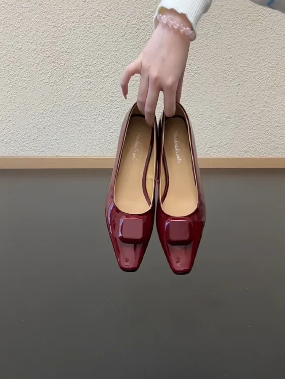 Pokoy-3cm法式气质方头设计感方扣粗跟浅口一脚蹬通勤单鞋