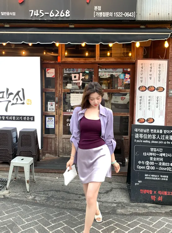 EIA一尧【欧尼酱】气质背心上衣+半裙缎面显瘦ins风夏韩系纯欲显白