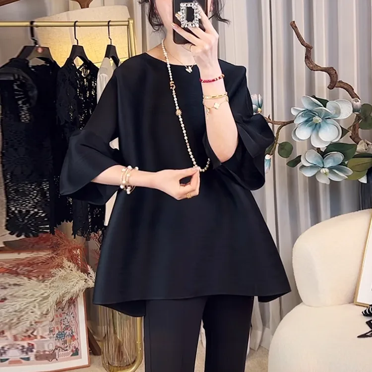 黑色短袖衬衫女夏季2025高级感时尚洋气减龄宽松遮肉显瘦别致上衣