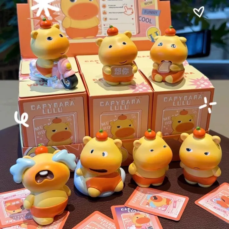 水豚嘟嘟爆款可爱潮玩野餐日记盲盒桌面办公桌面装饰品小摆件批发