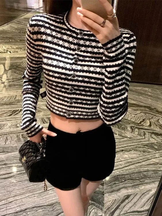 秋季新款开衫外套毛衣女条纹提花圆领修身长袖短款针织小香风上衣