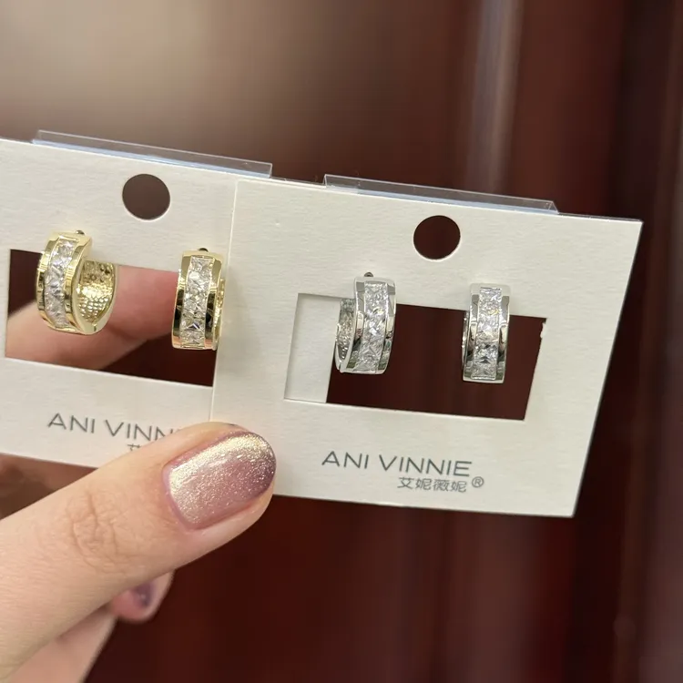 铜合金锆石耳饰 2583 超高版 艾妮家轻奢高级感设计款耳扣