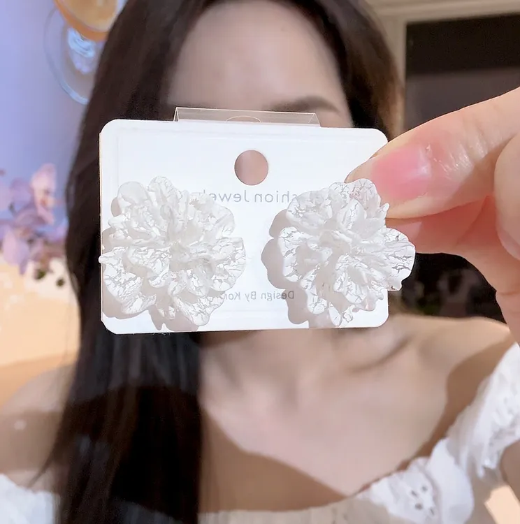 非金属树脂耳饰 银针法式超仙白色花朵耳钉森系少女栀子花瓣