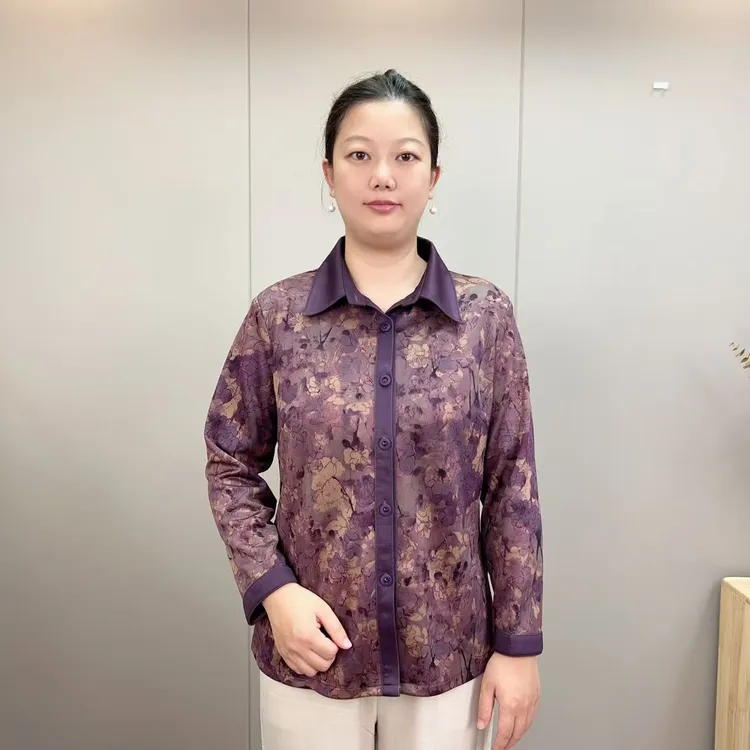 奶奶装秋装衬衫长袖上衣中老年人妈妈装春秋宽松衬衣大码衣服外套