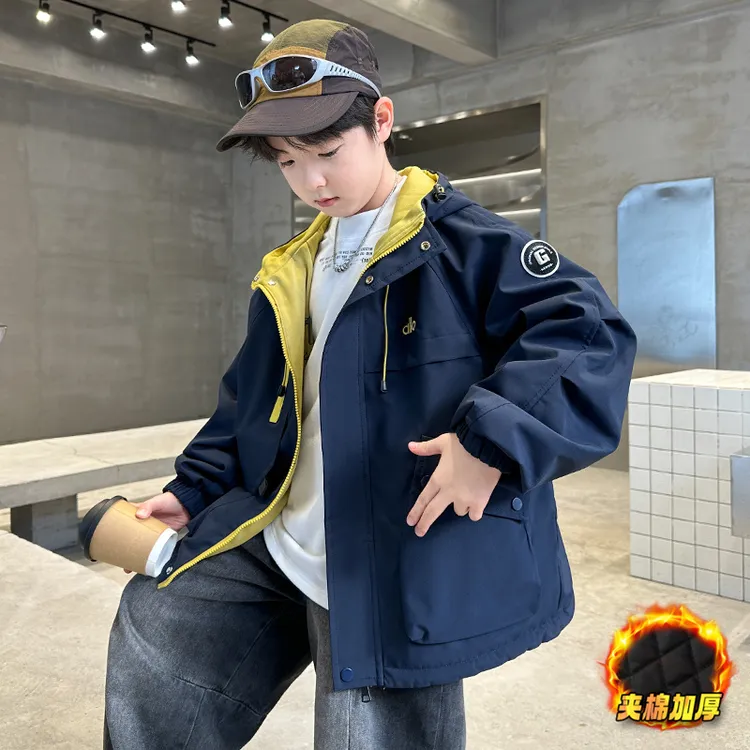 男童冬季撞色夹棉加厚连帽冲锋衣2025新款青少年儿童运动风衣外套